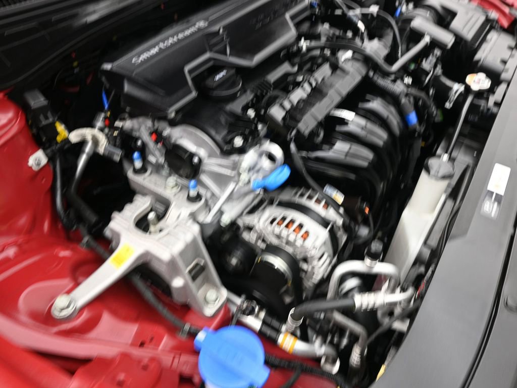 Certified 2025 Hyundai Elantra Sport image 28