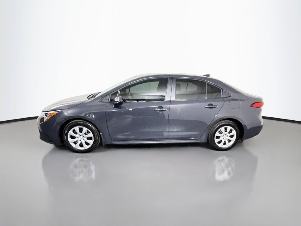 Used 2025 Toyota Corolla LE FWD image 6