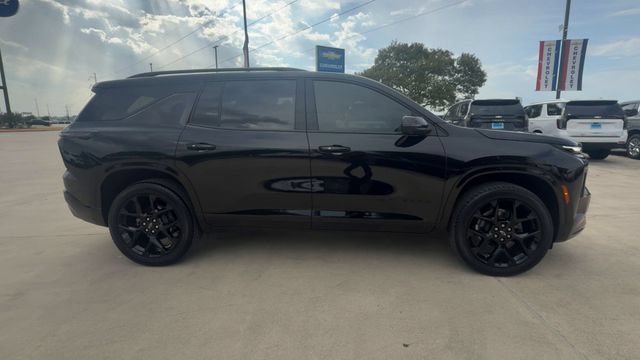 Used 2026 Chevrolet Traverse RS w/ LPO, Floor Liner Package AWD/4WD image 9