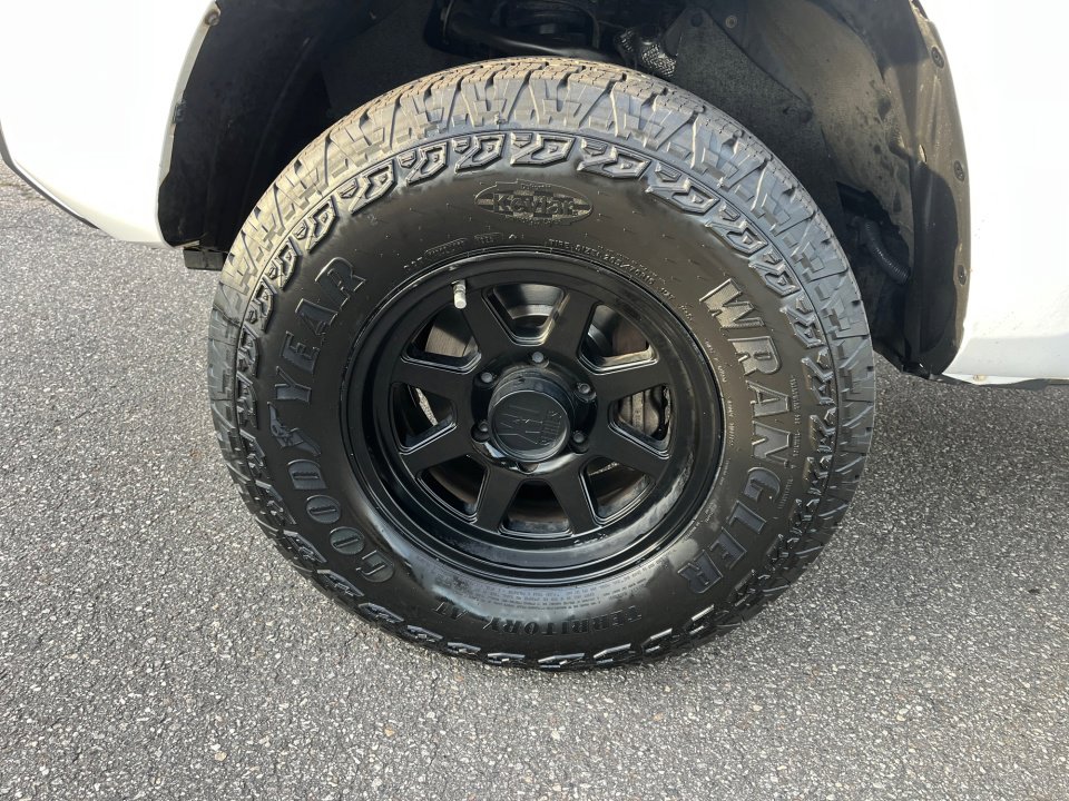 Certified 2019 Toyota Tacoma SR w/ SR Convenience Package image 28
