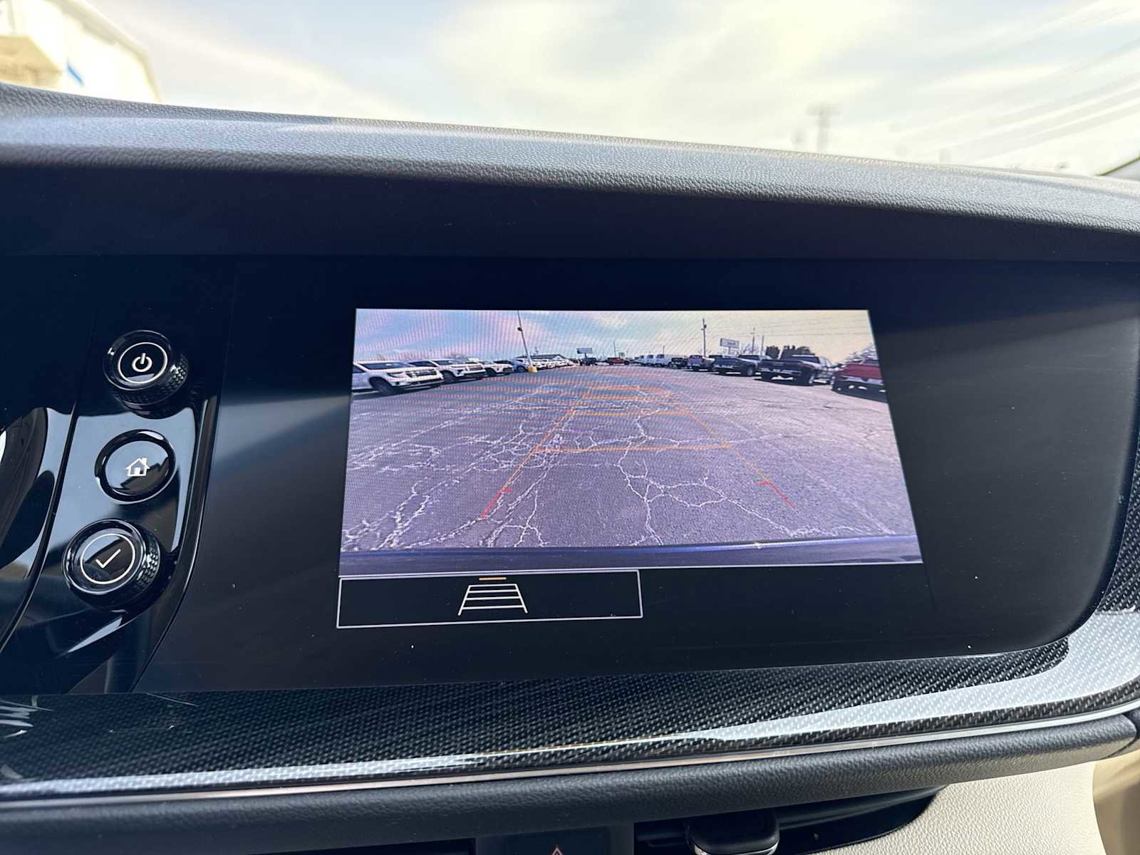 Certified 2021 Buick Envision Preferred FWD image 22