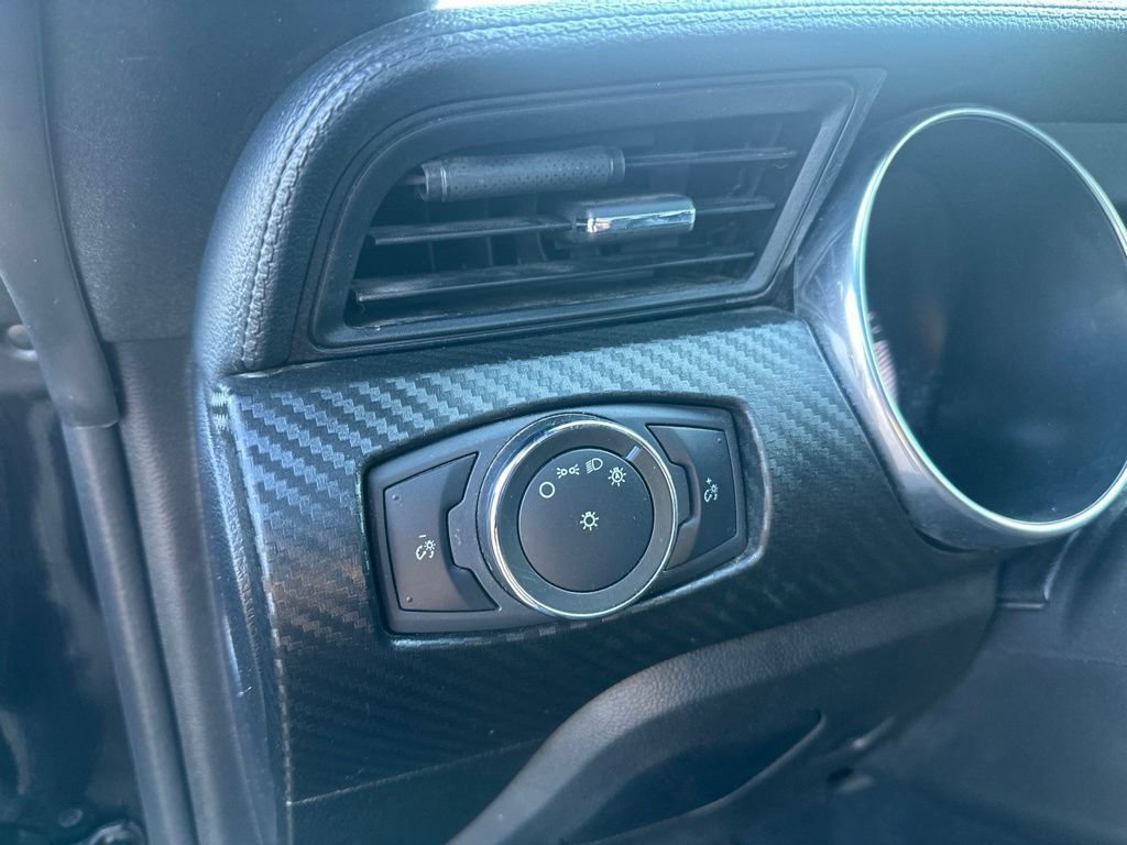 Used 2021 Ford Mustang Coupe RWD image 12