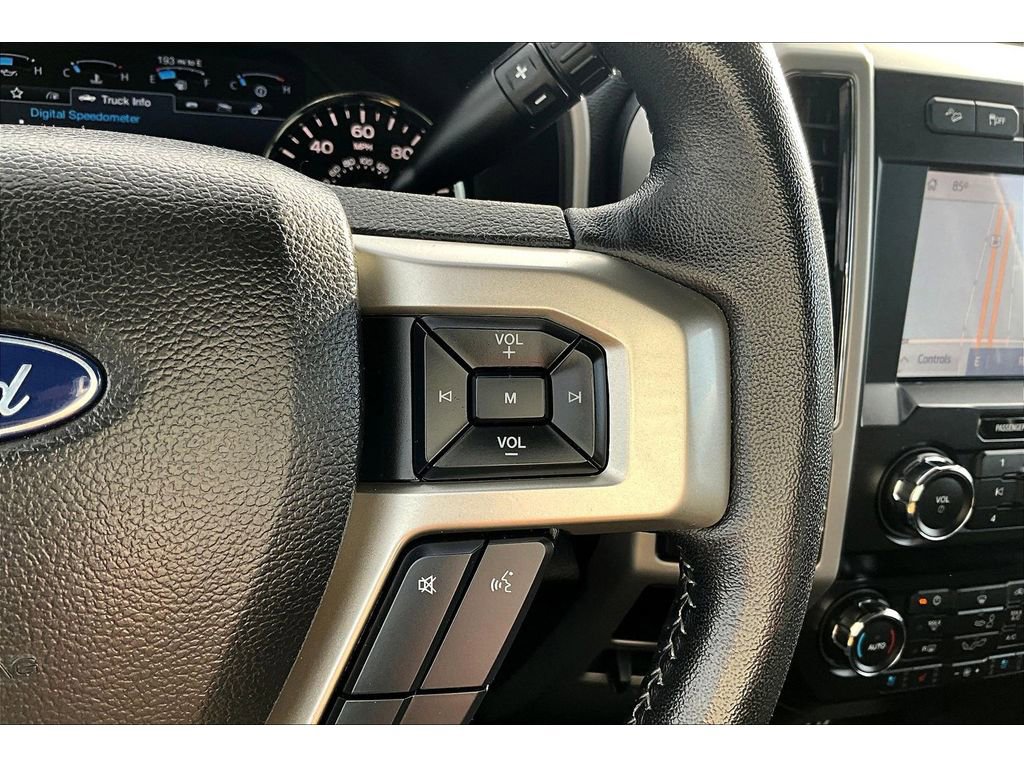 Used 2020 Ford F150 Lariat w/ Trailer Tow Package image 13