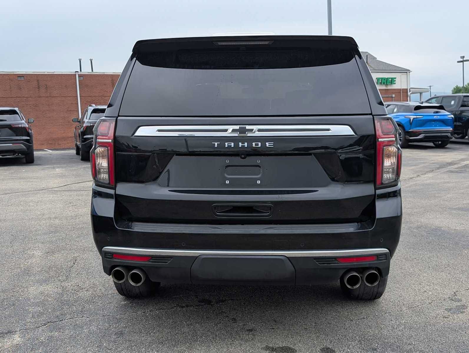 Used 2021 Chevrolet Tahoe Premier AWD/4WD image 9