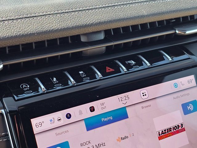 New 2025 Jeep Grand Cherokee L Limited w/ Luxury Tech Group II image 32