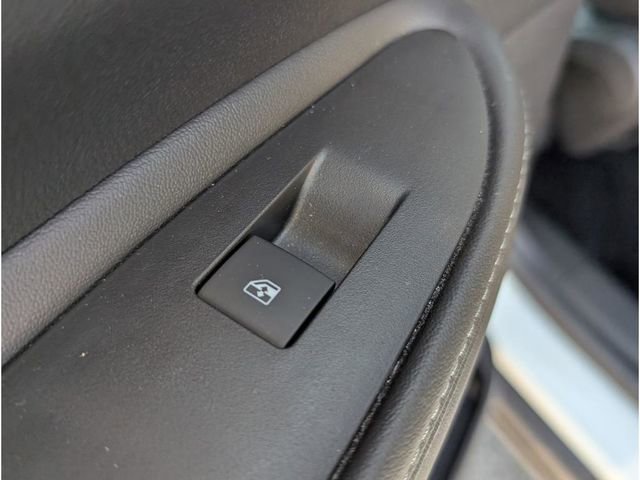 Certified 2022 Buick Encore Preferred w/ Safety Package image 12