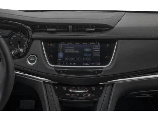 Certified 2025 Cadillac XT6 Luxury FWD image 9