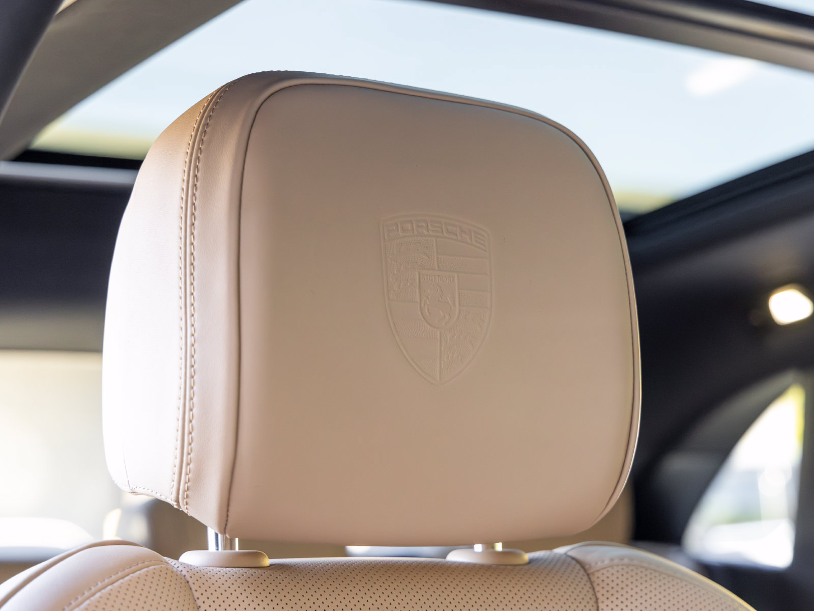 Certified 2026 Porsche Macan AWD/4WD image 65