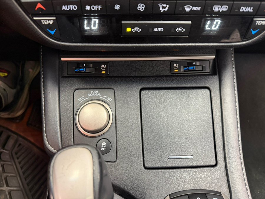 Used 2018 Lexus ES 350 w/ Navigation System Package FWD image 53