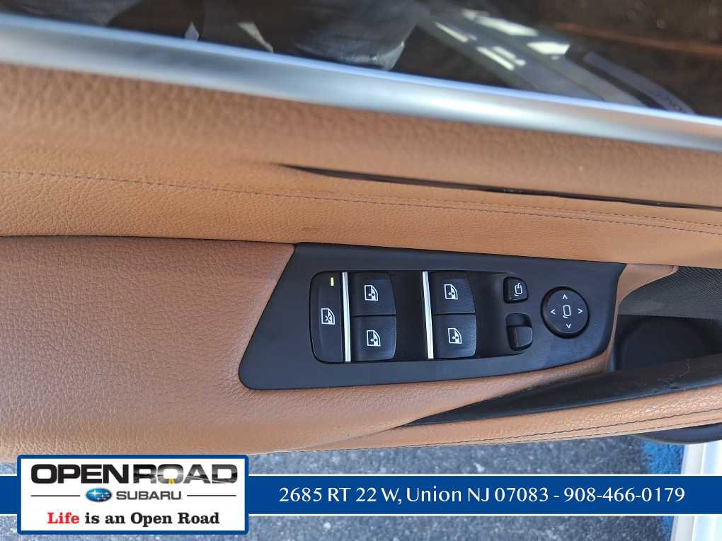 Used 2018 BMW 530i xDrive AWD/4WD image 15