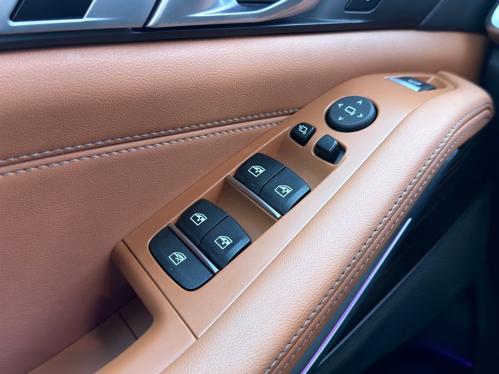 Certified 2023 BMW X5 sDrive40i w/ Premium Package image 23