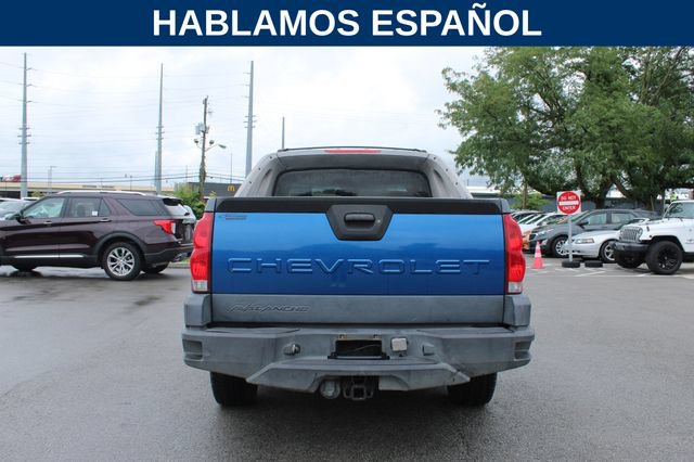 Used 2003 Chevrolet Avalanche 4x4 w/ Suspension Package, Off-Road image 4