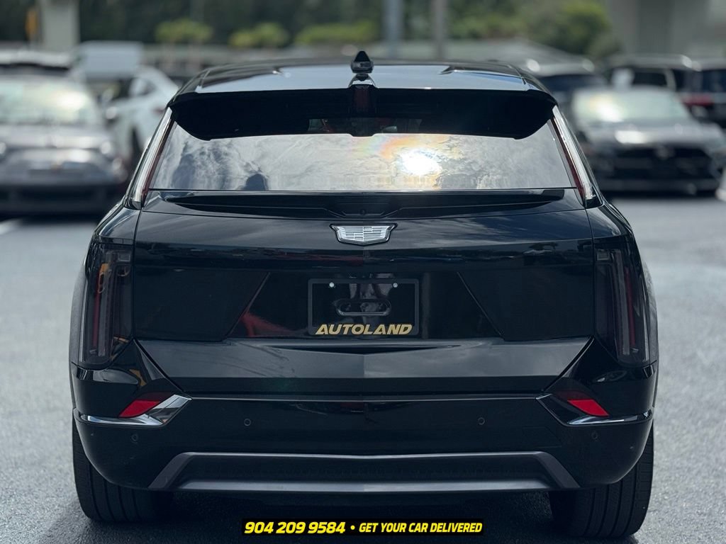 Used 2025 Cadillac Optiq Sport 2 AWD/4WD image 8