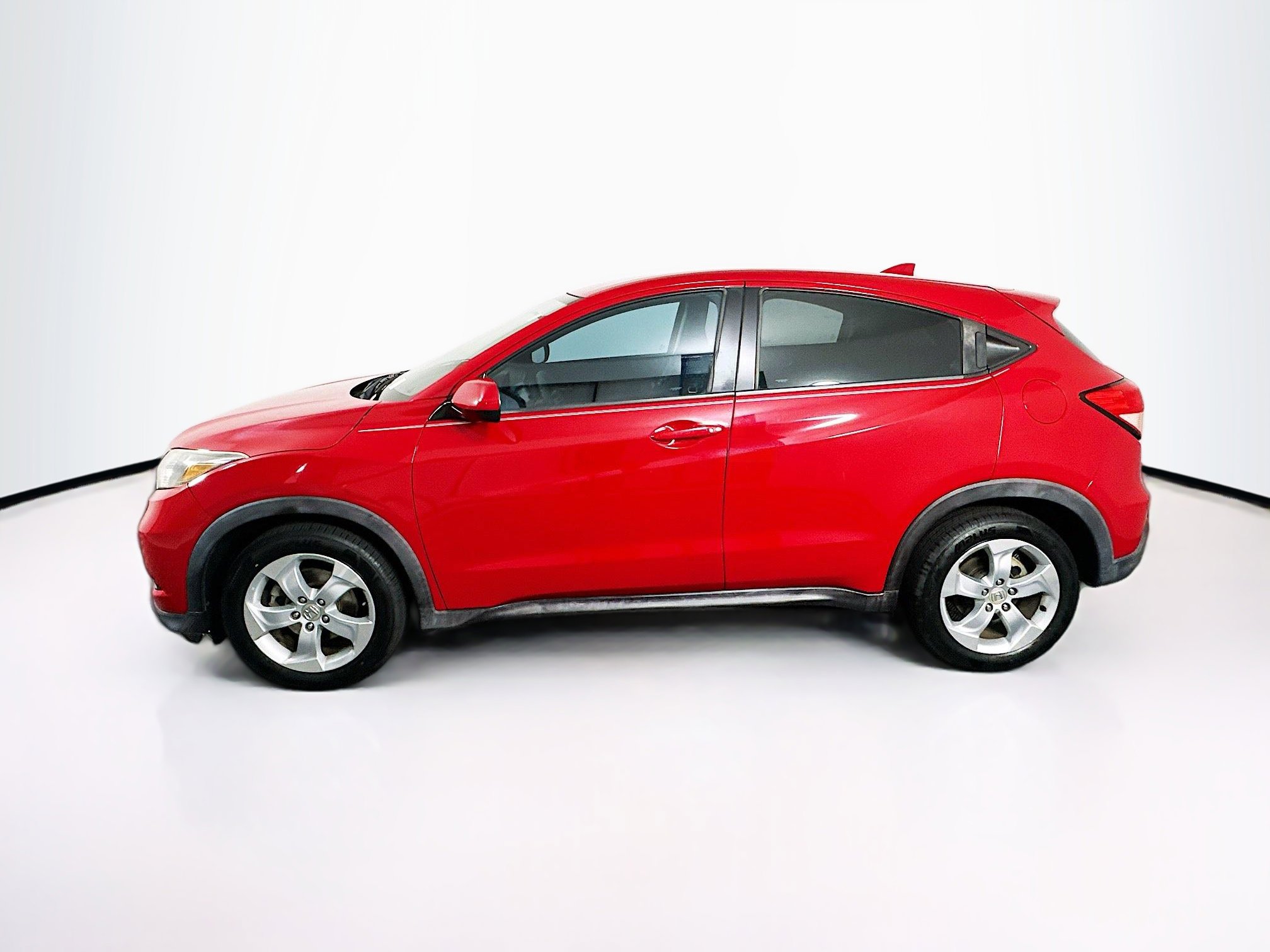 Used 2016 Honda HR-V LX image 4