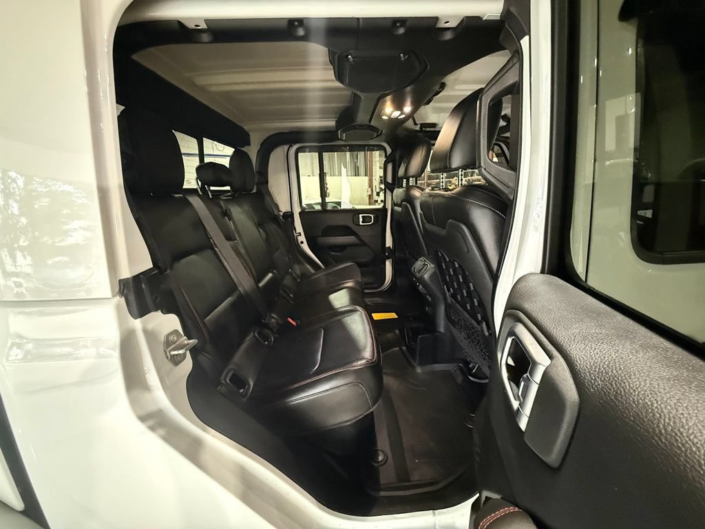 Used 2021 Jeep Gladiator Rubicon AWD/4WD image 39