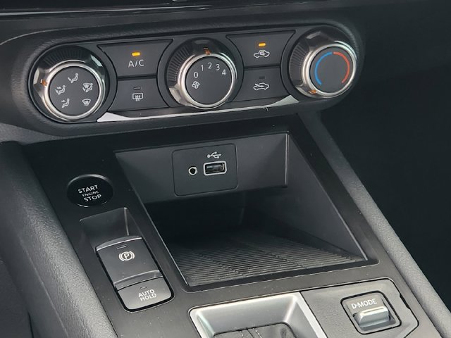 New 2025 Nissan Kicks S AWD/4WD image 15