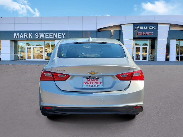 Used 2017 Chevrolet Malibu LT FWD image 30