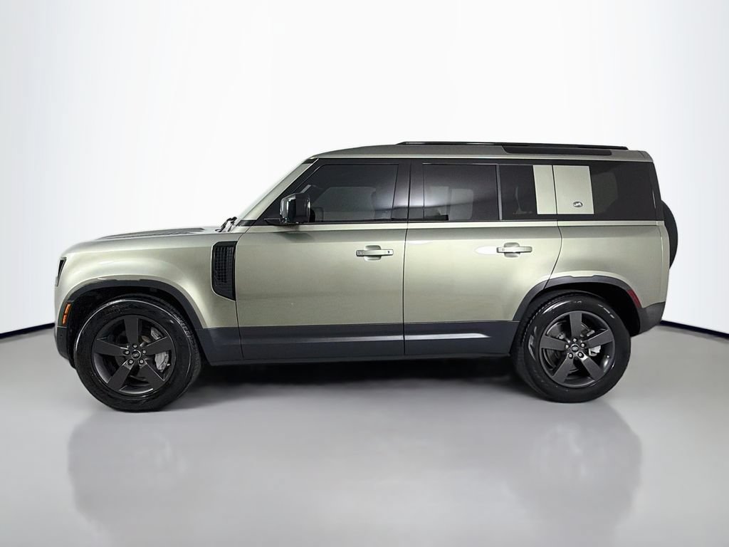 Certified 2023 Land Rover Defender 110 SE AWD/4WD image 8