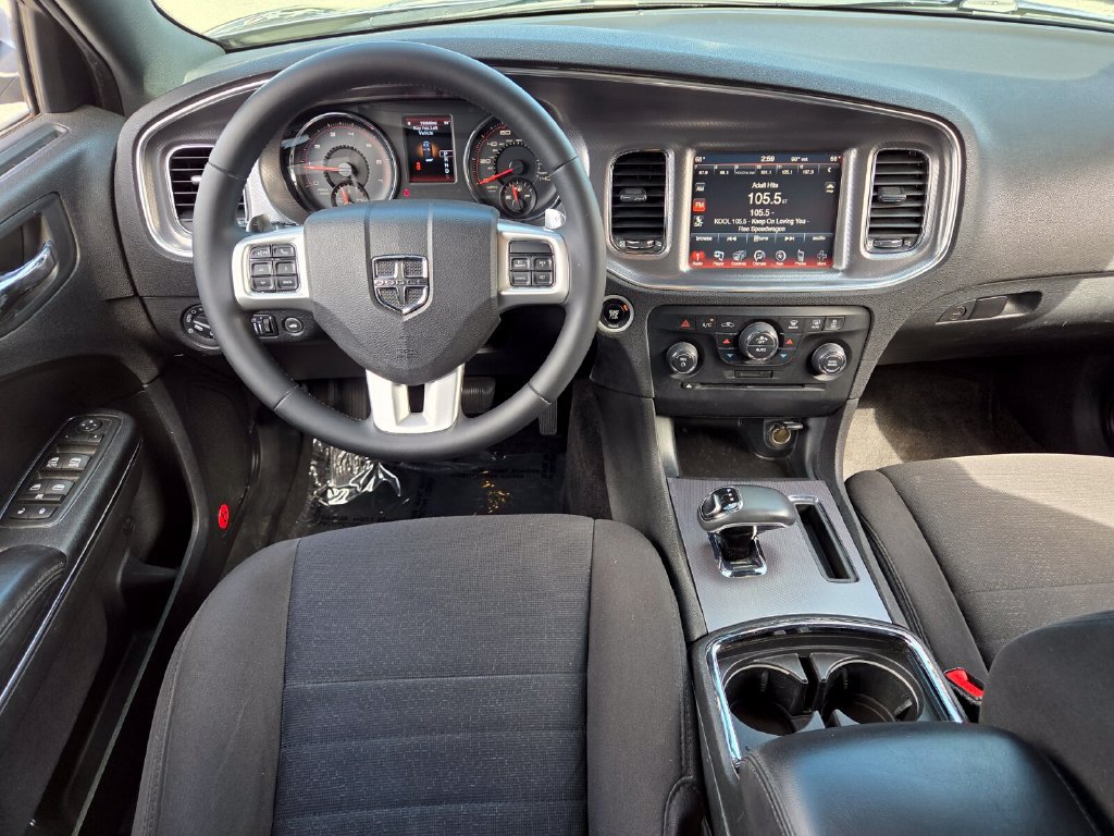 Used 2014 Dodge Charger SXT w/ Blacktop Package RWD image 12