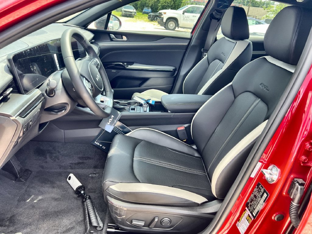 New 2026 Kia K5 GT-Line w/ GT-Line Premium Package FWD image 11