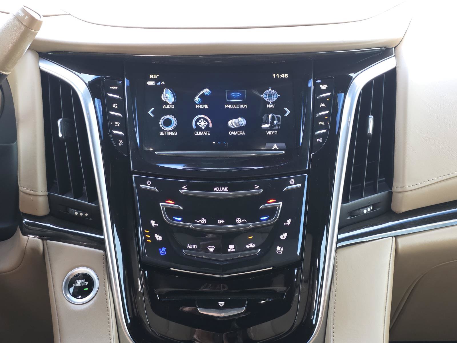 Used 2020 Cadillac Escalade ESV Platinum AWD/4WD image 17