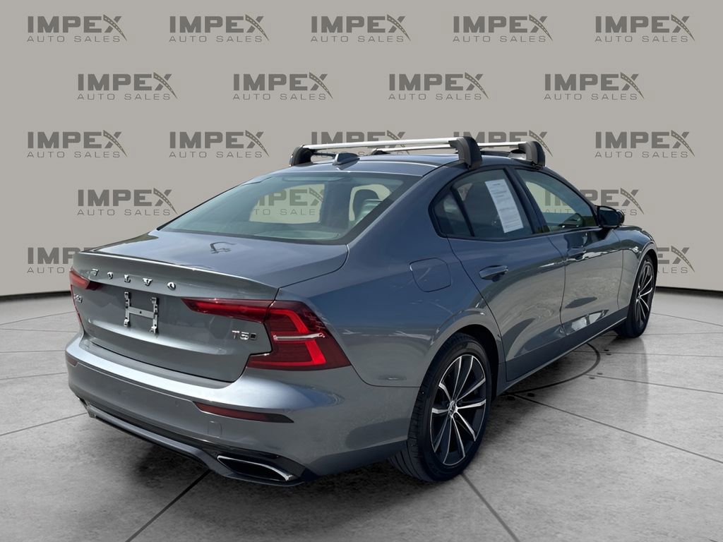 Used 2021 Volvo S60 T5 Momentum image 5