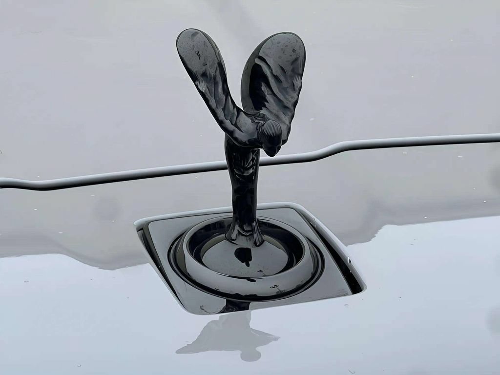 Certified 2024 Rolls-Royce Cullinan Black Badge AWD/4WD image 9