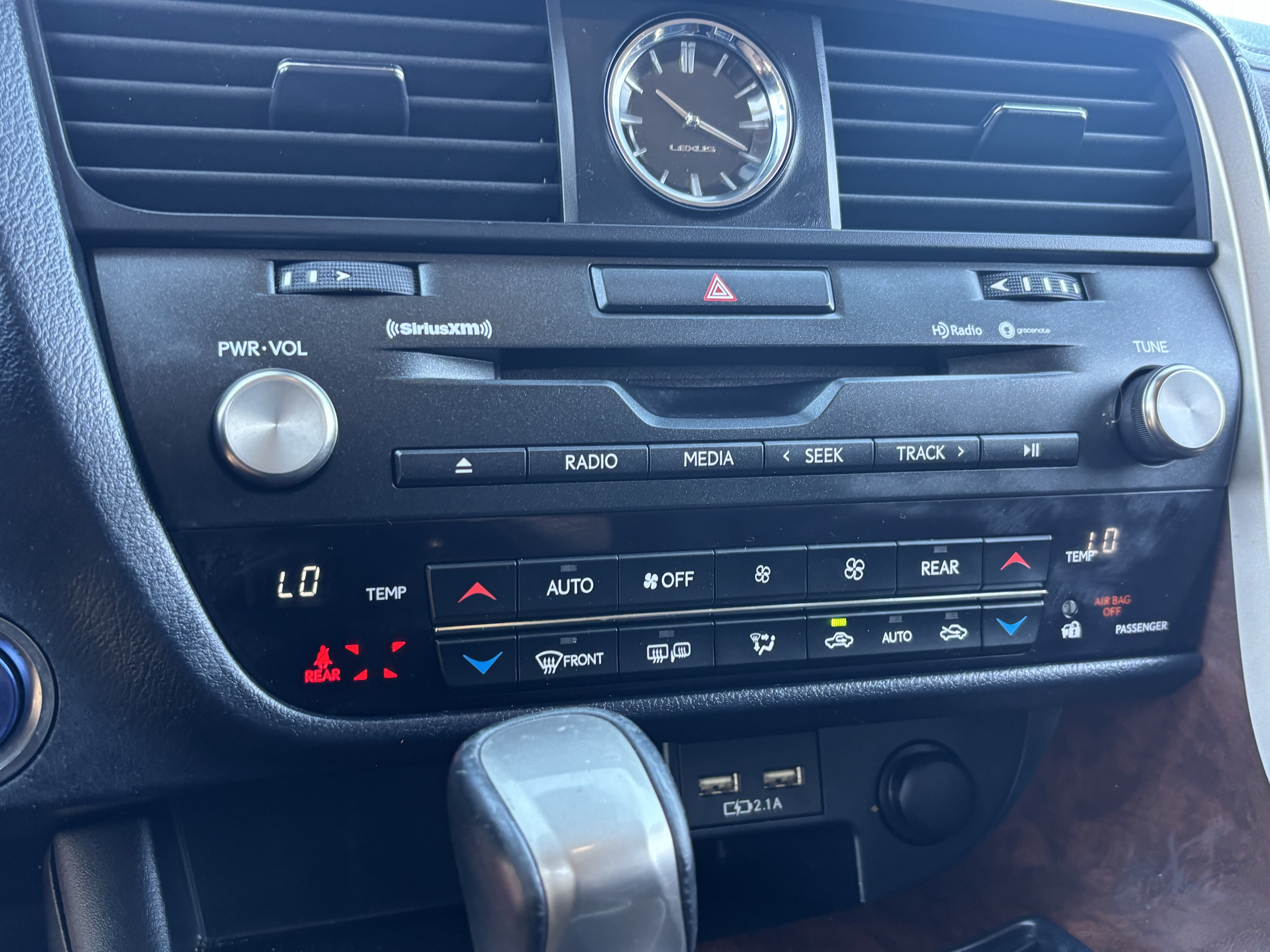 Used 2020 Lexus RX 450hL AWD w/ Premium Package image 23