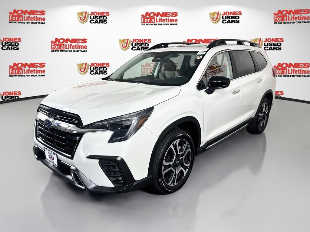 Certified 2025 Subaru Ascent Touring AWD/4WD image 13