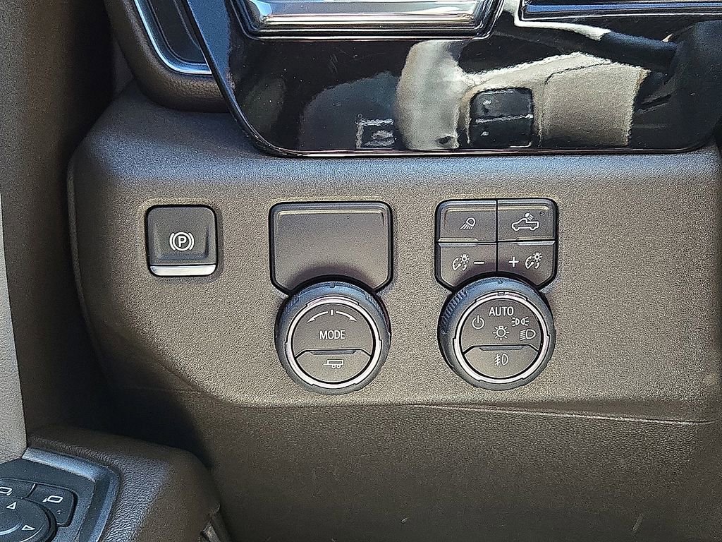 Used 2025 Chevrolet Silverado 2500 LT w/ All Star Edition RWD image 27