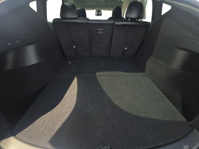Used 2021 Tesla Model Y Long Range AWD/4WD image 13
