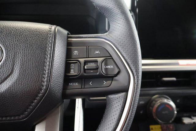 New 2026 Toyota 4Runner TRD Off-Road Premium AWD/4WD image 18