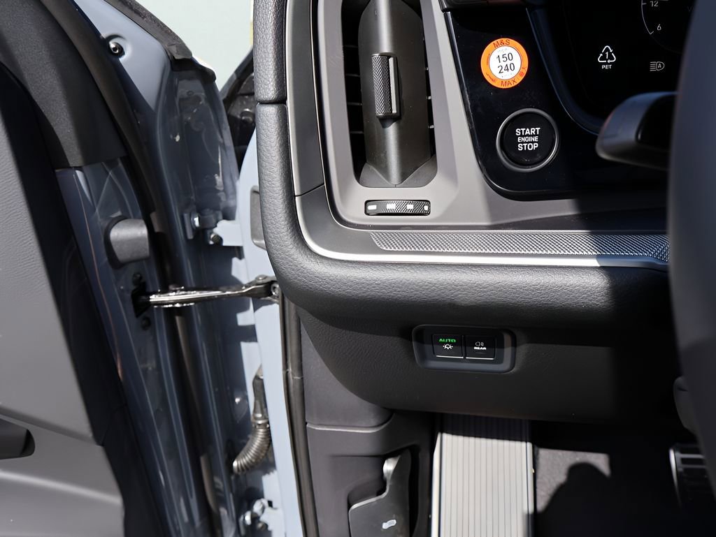 New 2026 Porsche Cayenne S AWD/4WD image 34