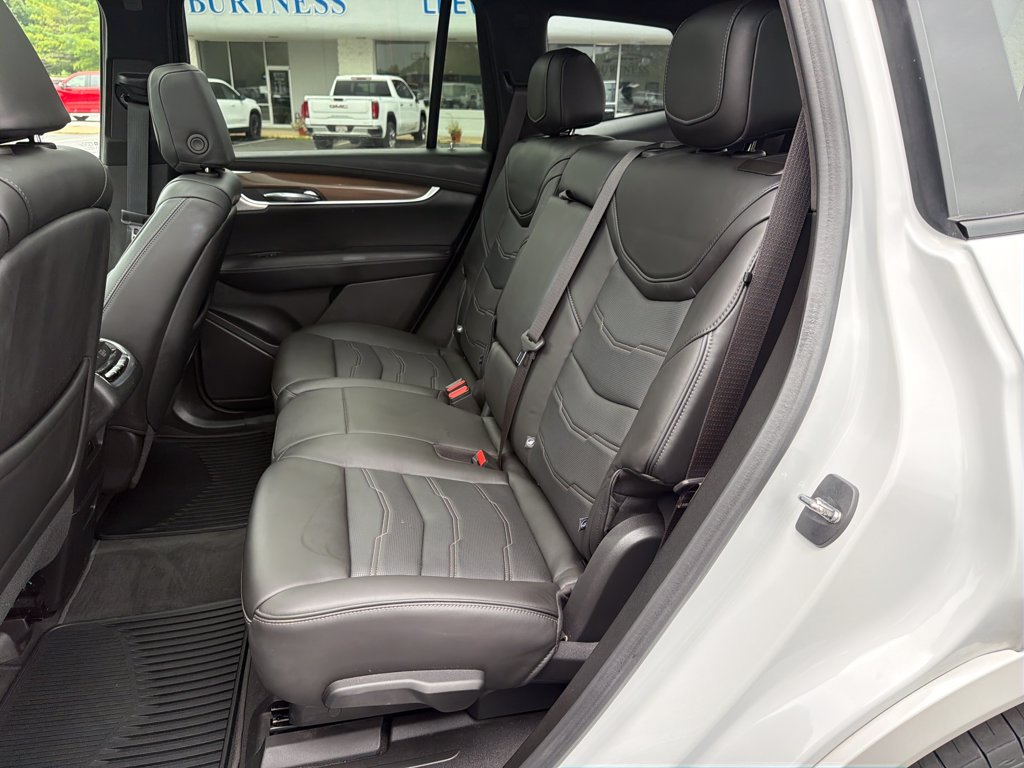 Certified 2023 Cadillac XT6 Sport w/ Platinum Package AWD/4WD image 28