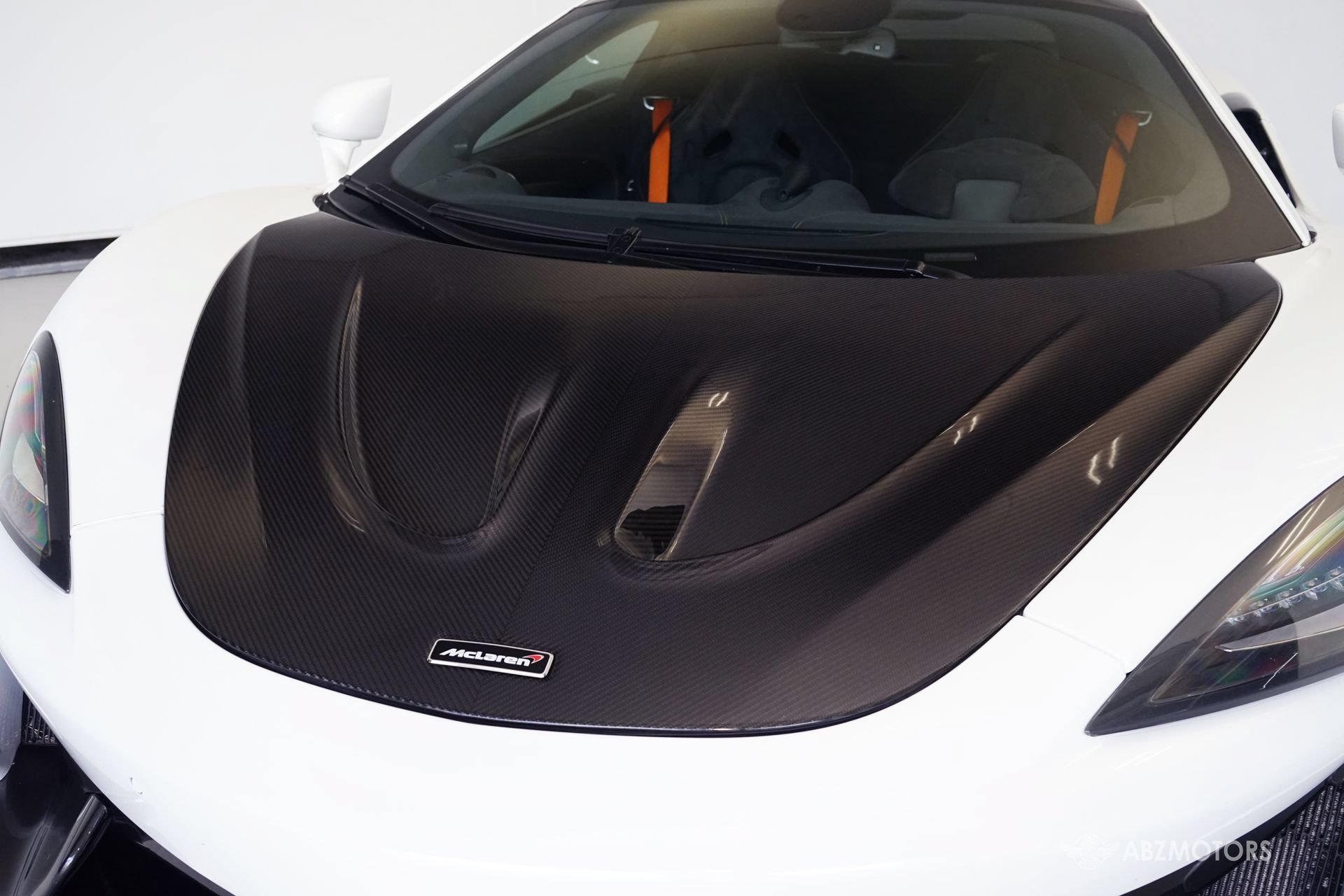 Used 2018 McLaren 570S Coupe RWD image 10