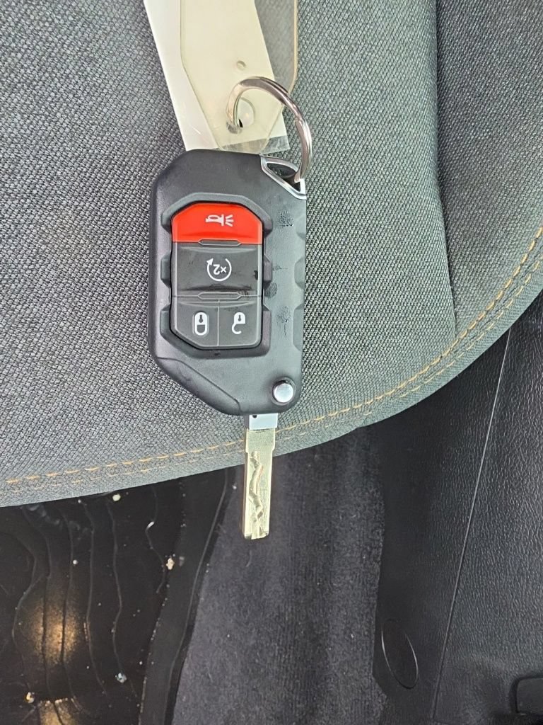 Used 2026 Jeep Gladiator Sport AWD/4WD image 30