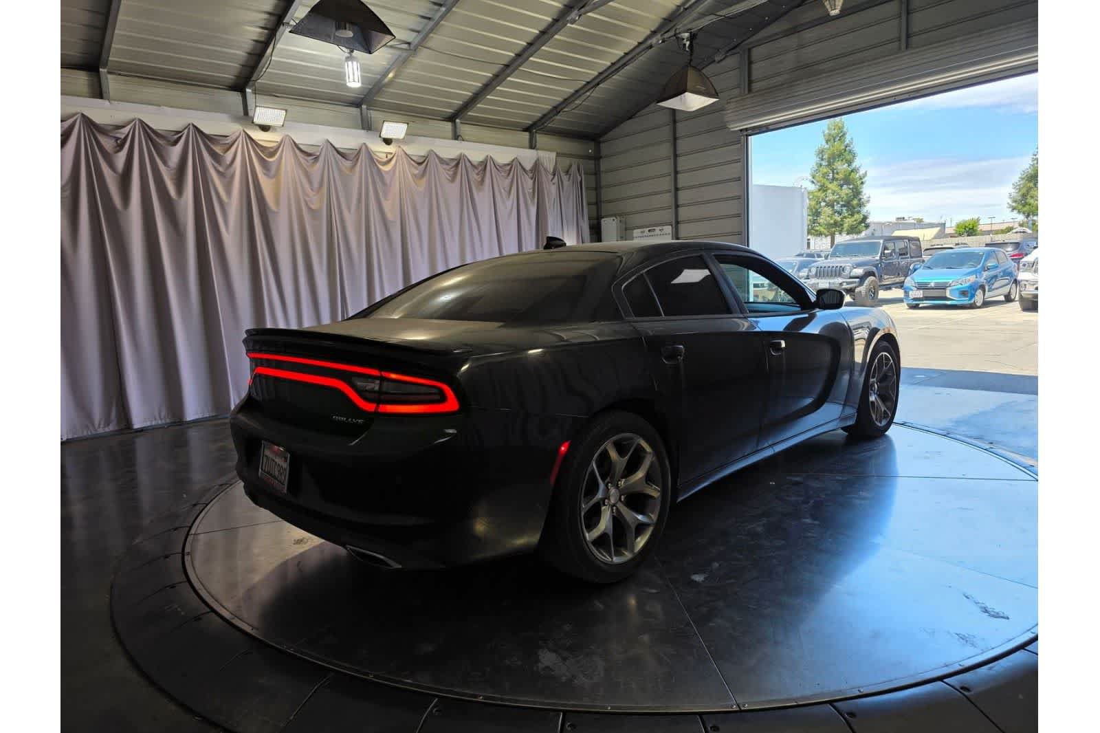 Used 2016 Dodge Charger SXT w/ Rallye Group RWD image 6