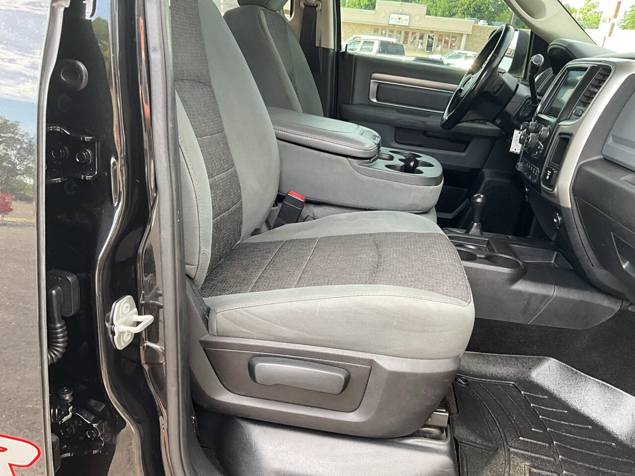 Used 2016 RAM 2500 Power Wagon w/ Luxury Group AWD/4WD image 35