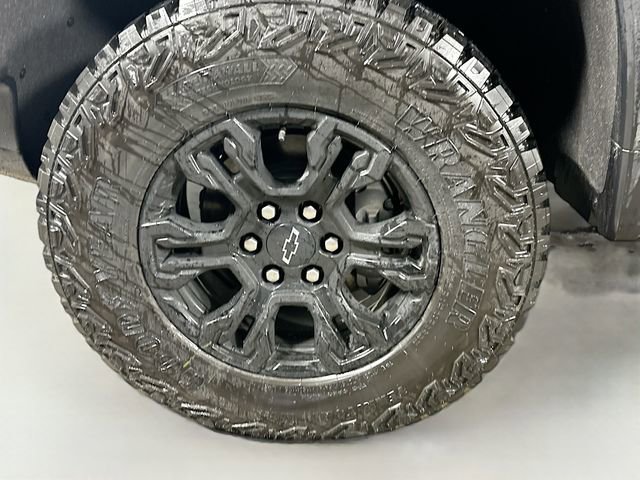 New 2026 Chevrolet Silverado 1500 ZR2 image 33