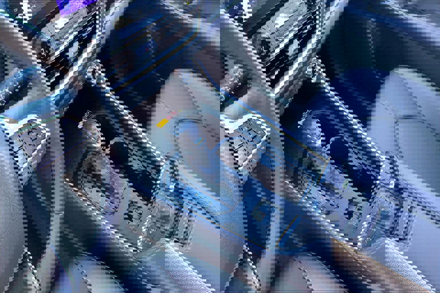 Used 2025 Toyota Grand Highlander AWD image 15