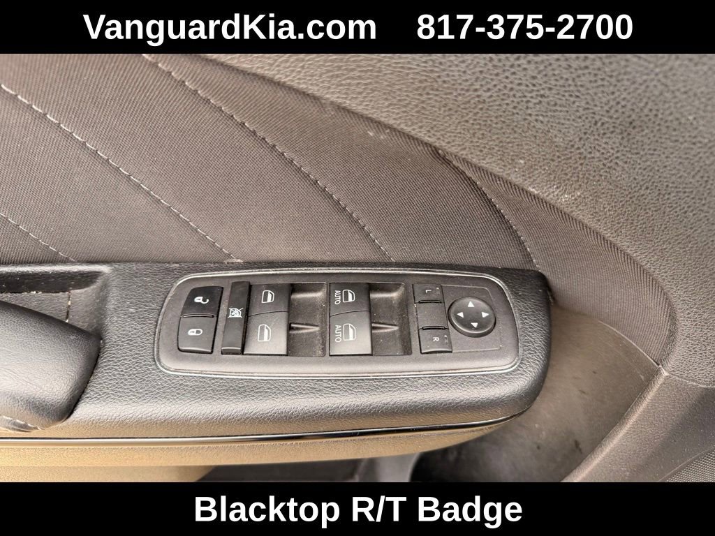 Used 2023 Dodge Charger R/T w/ Blacktop Package image 19
