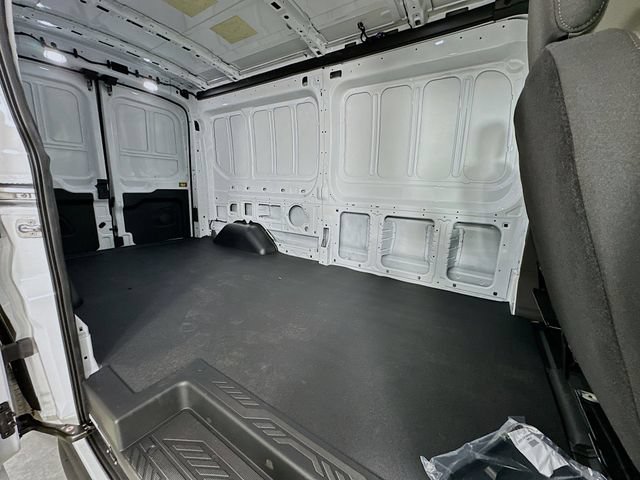 New 2026 Ford Transit 250 148 Medium Roof Extended AWD image 23