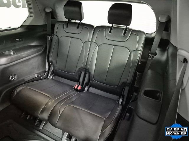 Used 2024 Jeep Grand Cherokee L Limited w/ Black Appearance Package image 26