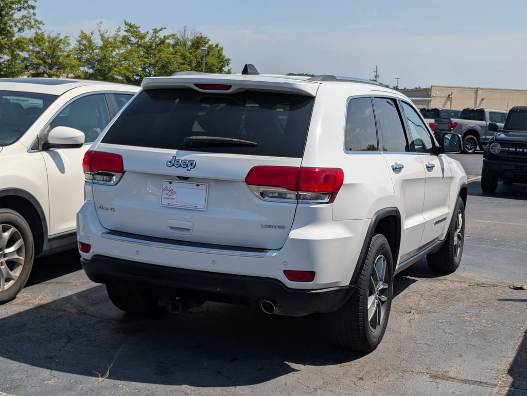 Used 2017 Jeep Grand Cherokee Limited w/ Luxury Group II AWD/4WD image 3