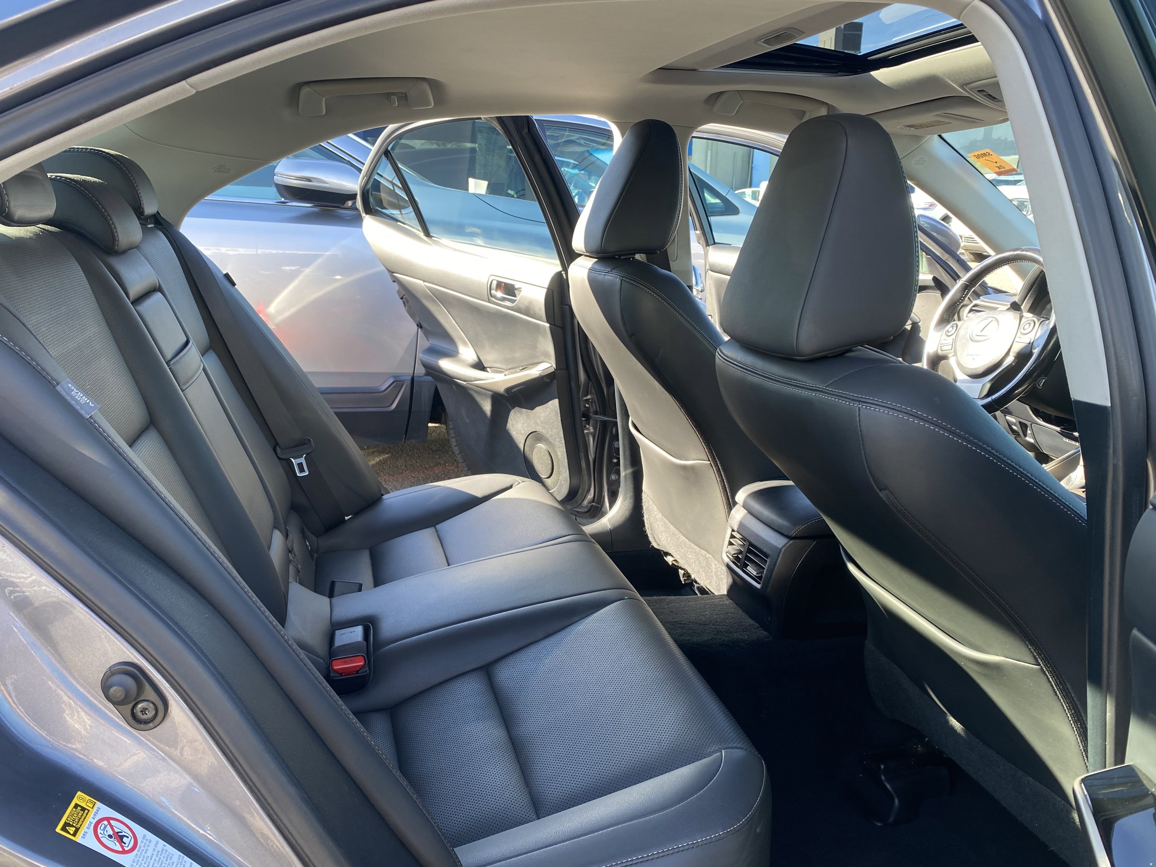 Used 2016 Lexus IS 200t image 18