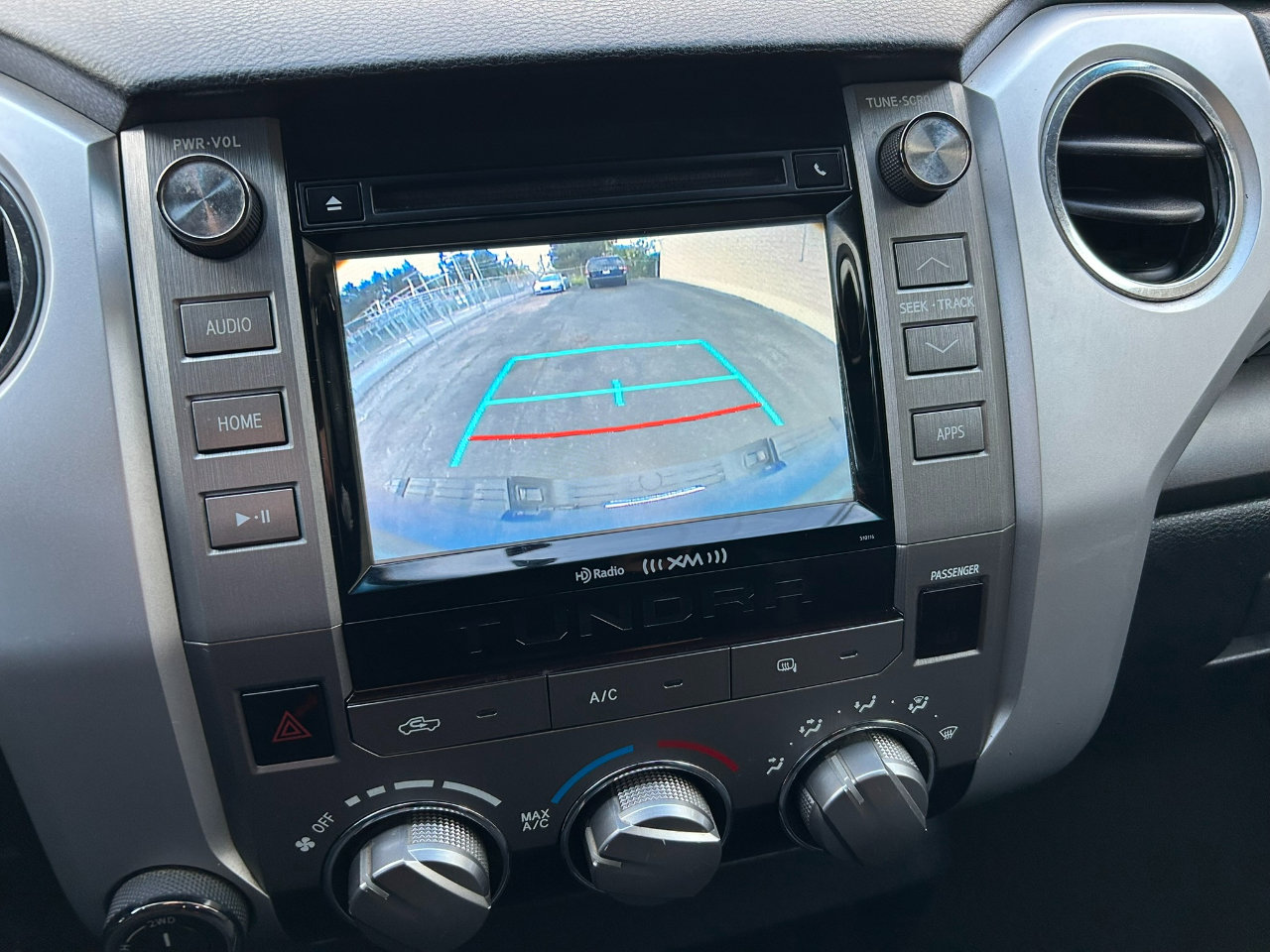 Used 2017 Toyota Tundra SR5 image 16