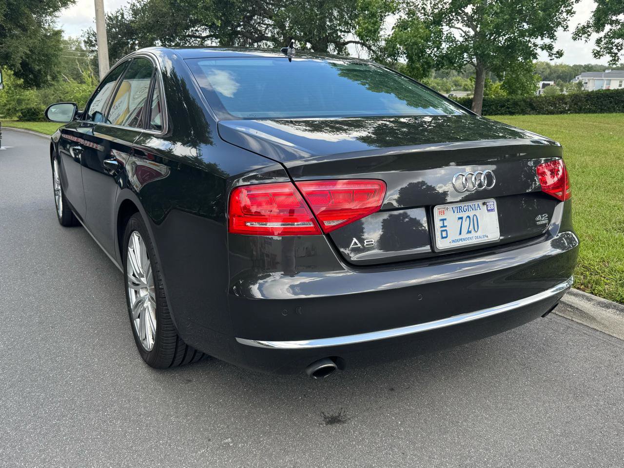 Used 2011 Audi A8 4.2 AWD/4WD image 11