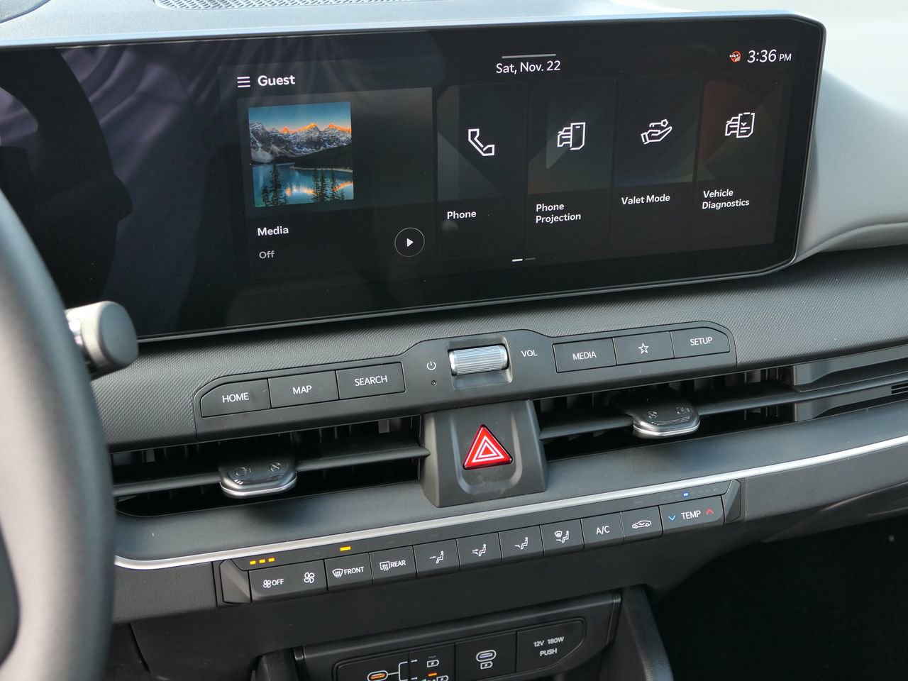 New 2025 Kia K4 LXS image 16