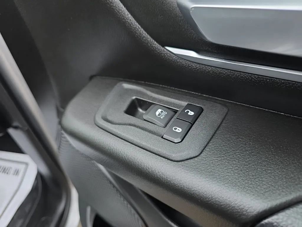 Used 2025 RAM 1500 Big Horn image 17