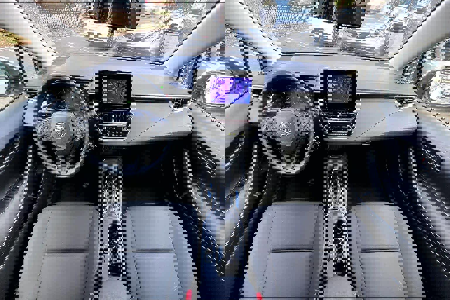 Used 2023 Toyota Corolla LE image 15